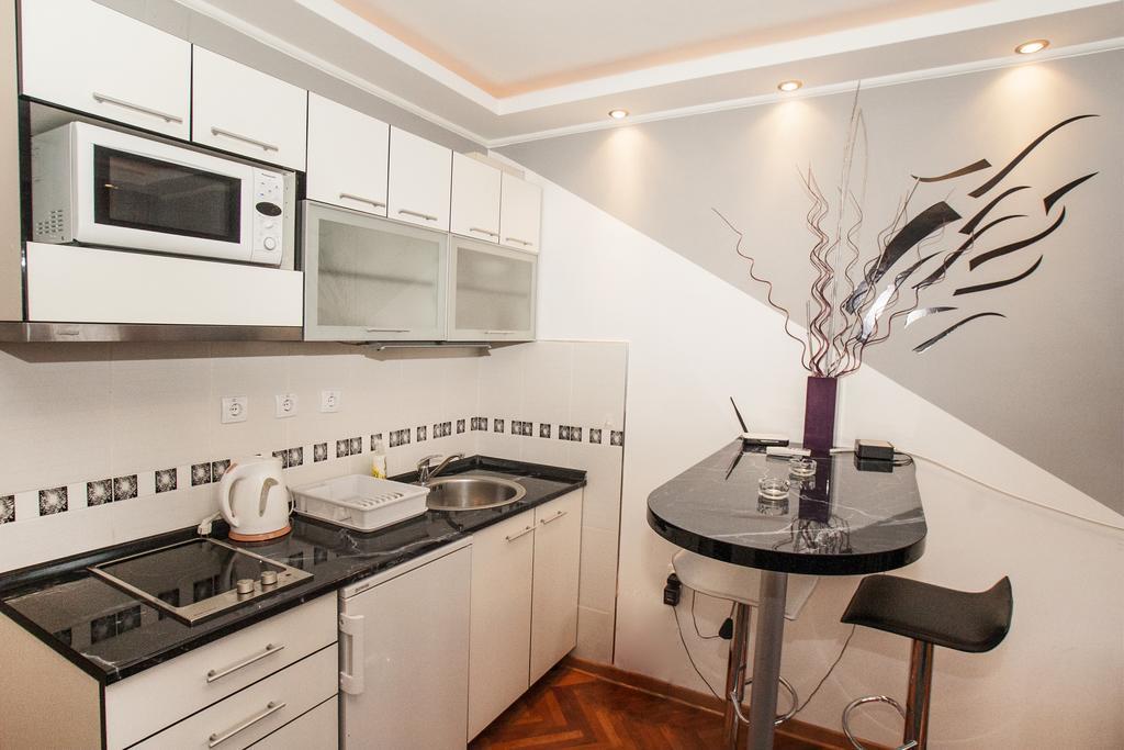 Star Apartment Belgrado Kamer foto